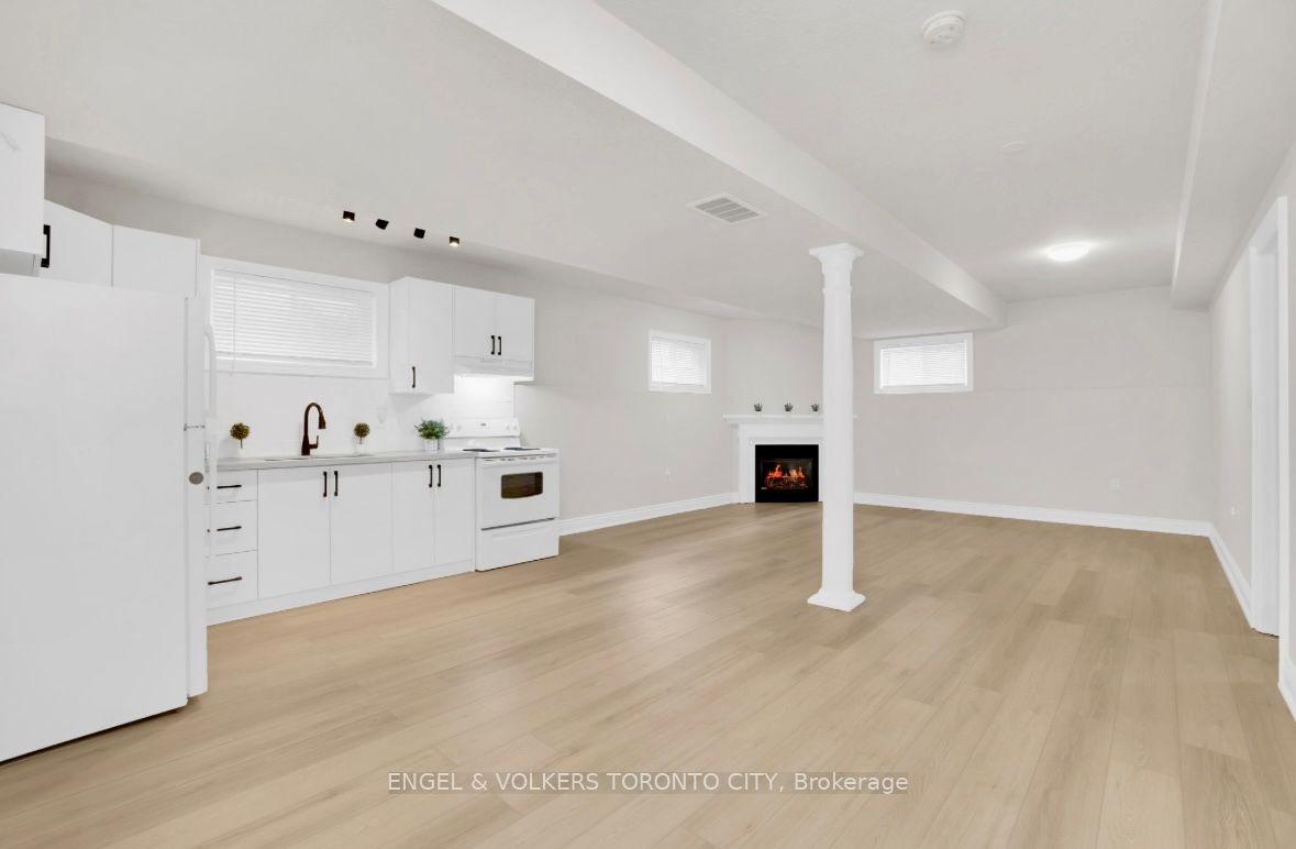 125 Sovereign's Gate Lower, Barrie, ON L4N 0Y9 photo 5
