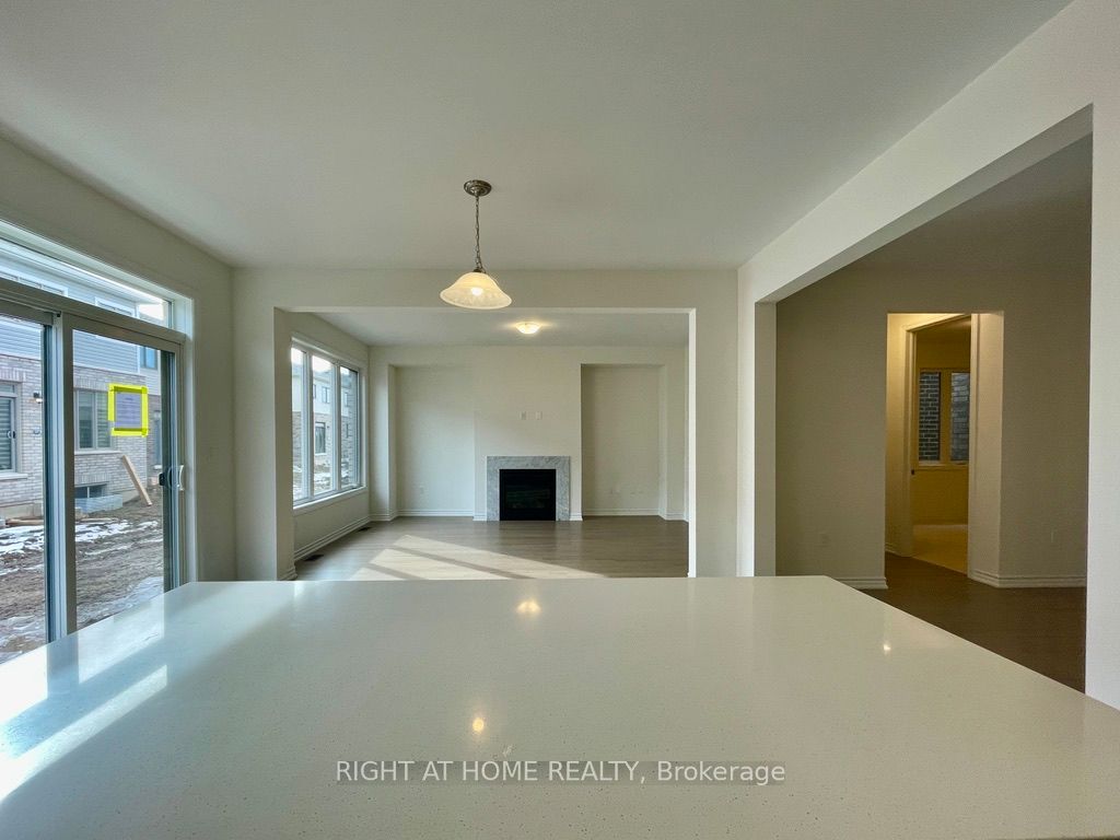 64 Gemini Drive, Barrie, ON L9J 0P8 photo 5