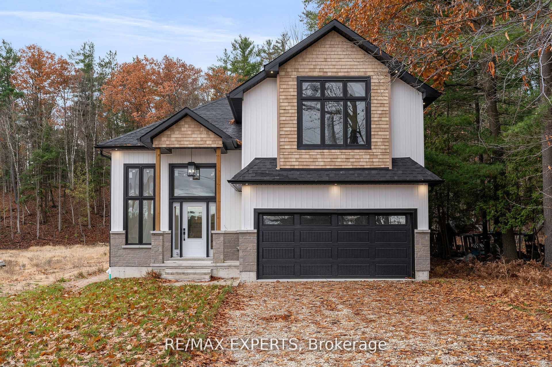 506 Golf Course Road, Wasaga Beach, ON L9Z 1S5 photo 2