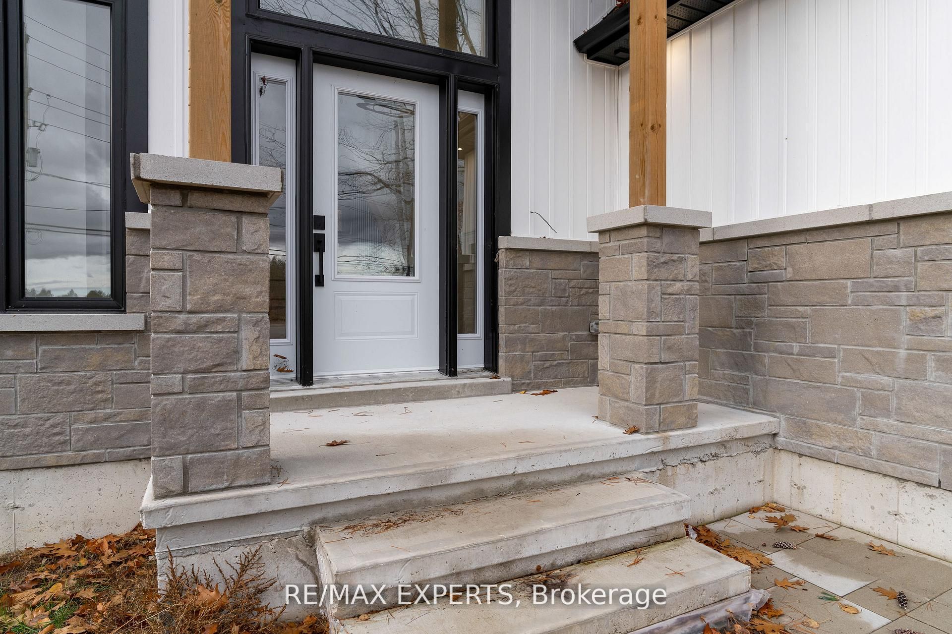 506 Golf Course Road, Wasaga Beach, ON L9Z 1S5 photo 5