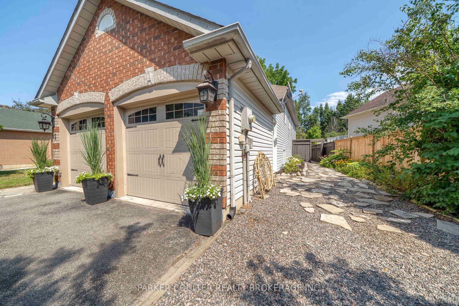 61 Dyer Drive, Wasaga Beach, ON L9Z 1E4 photo 3