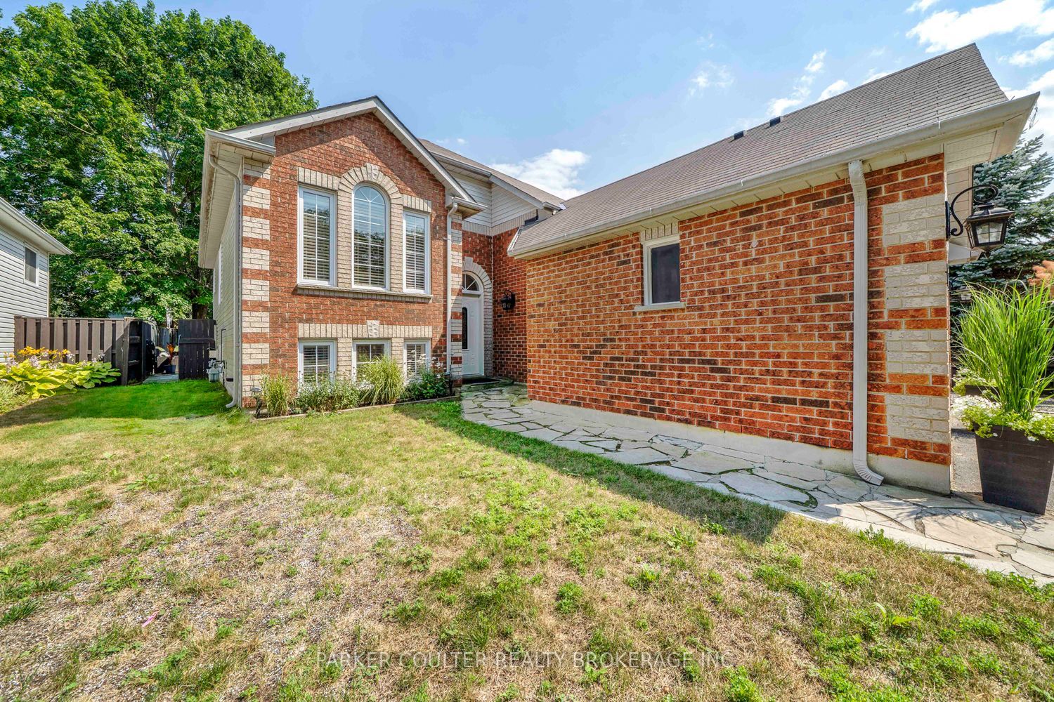 61 Dyer Drive, Wasaga Beach, ON L9Z 1E4 photo 4