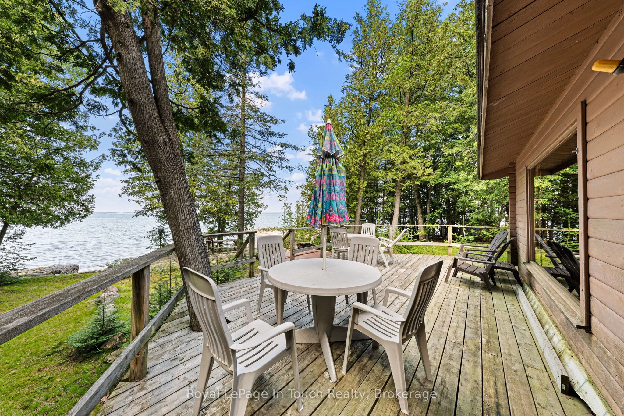 25 Chippewa Crescent, Tiny, ON L9M 0C4 photo 2