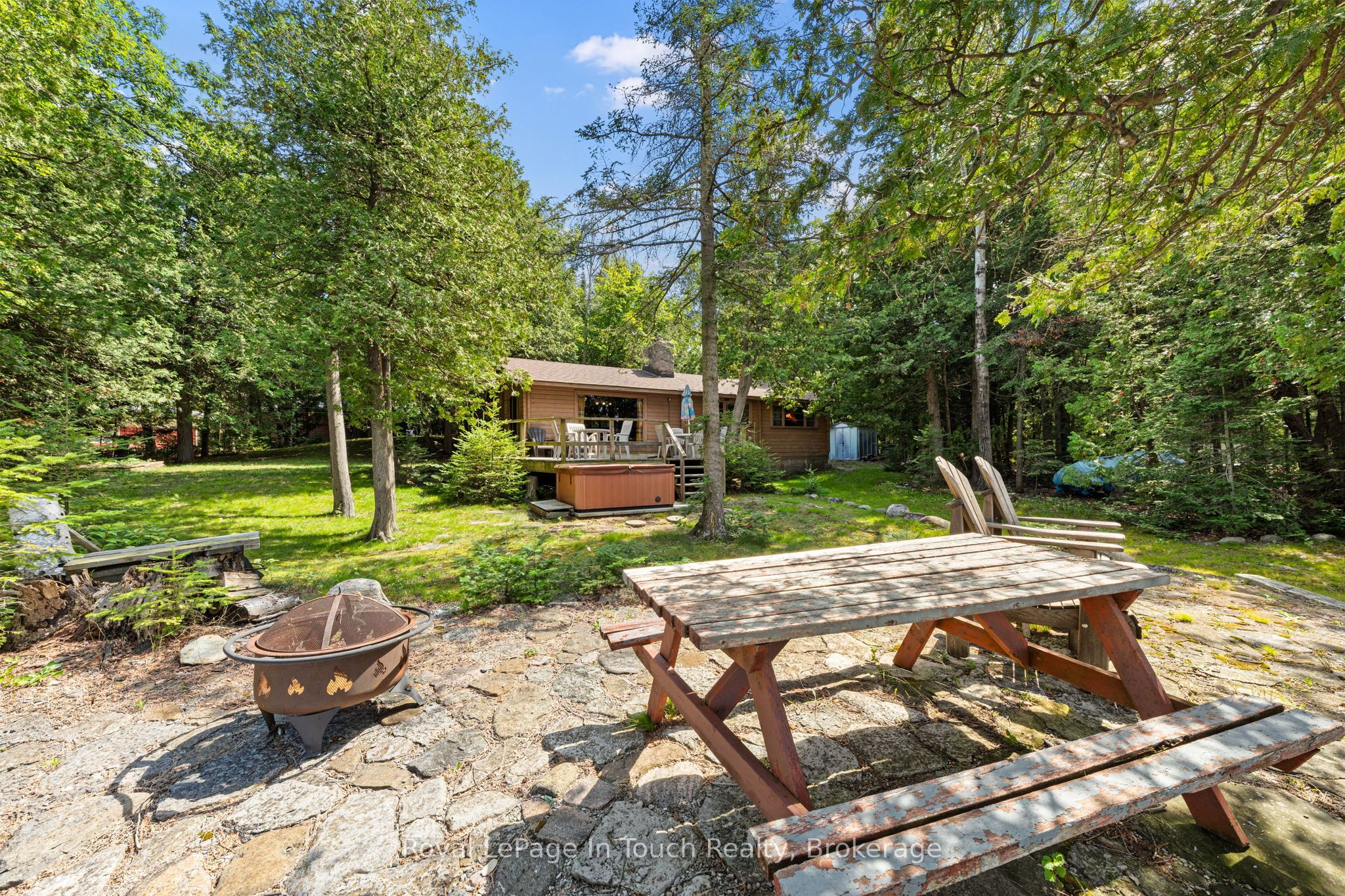 25 Chippewa Crescent, Tiny, ON L9M 0C4 photo 3