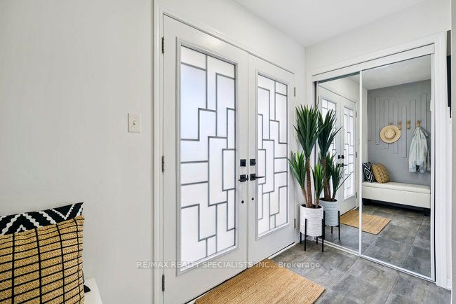 50 Olympic Gate, Barrie, ON L9J 0H9 photo 5