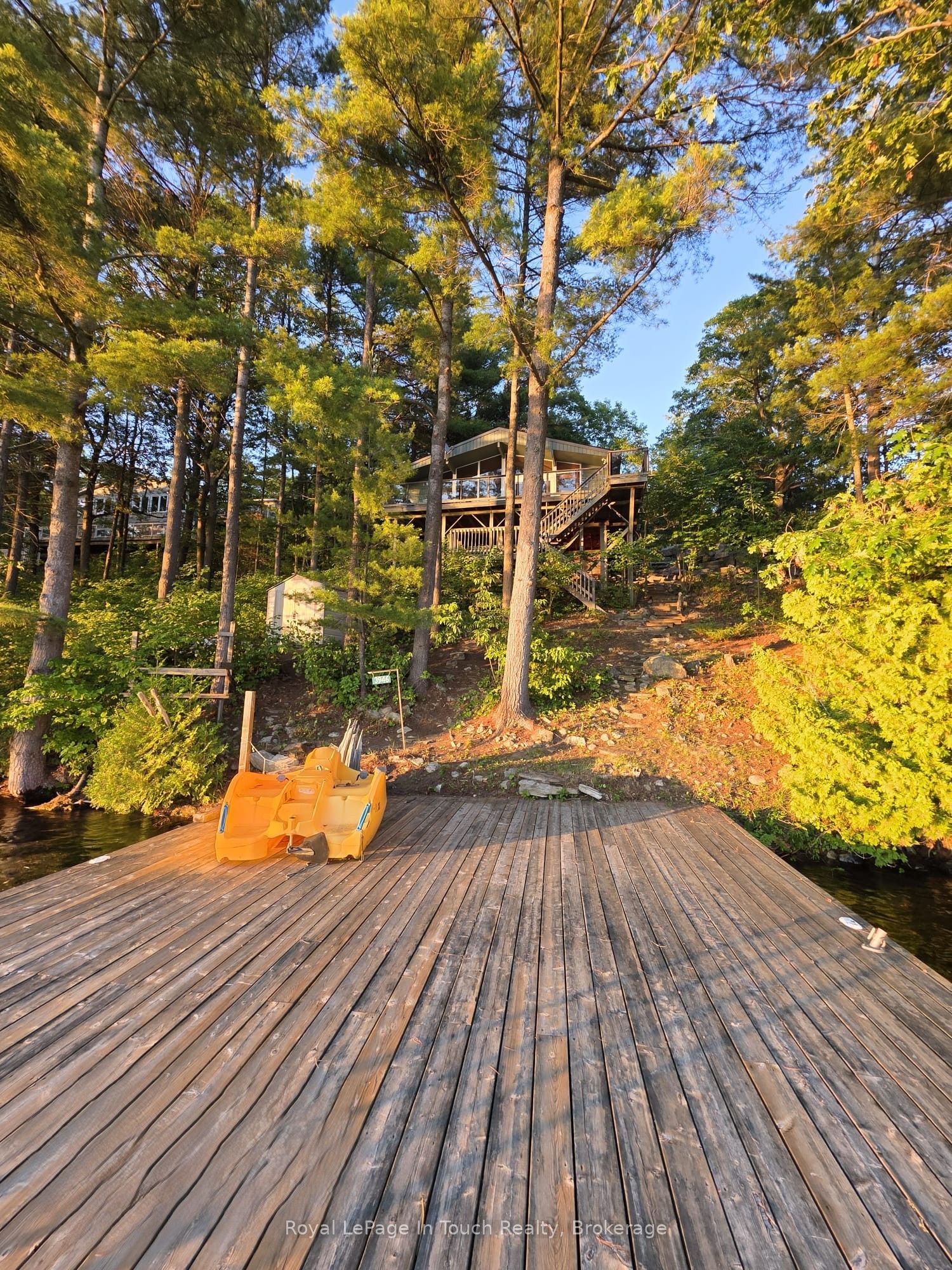 3946 East Shore Road, Severn, ON L0K 1E0