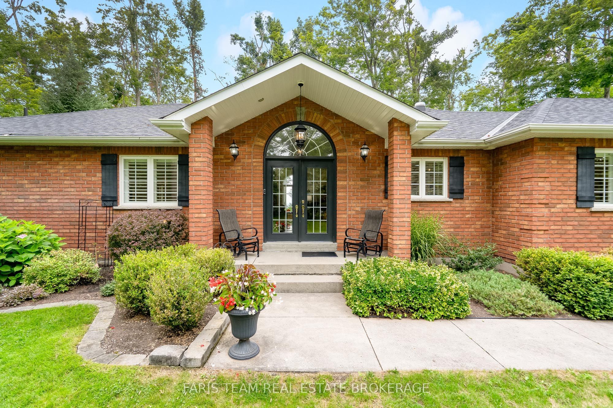10 Green Mountain Court, Oro-Medonte, ON L0L 2L0 photo 4