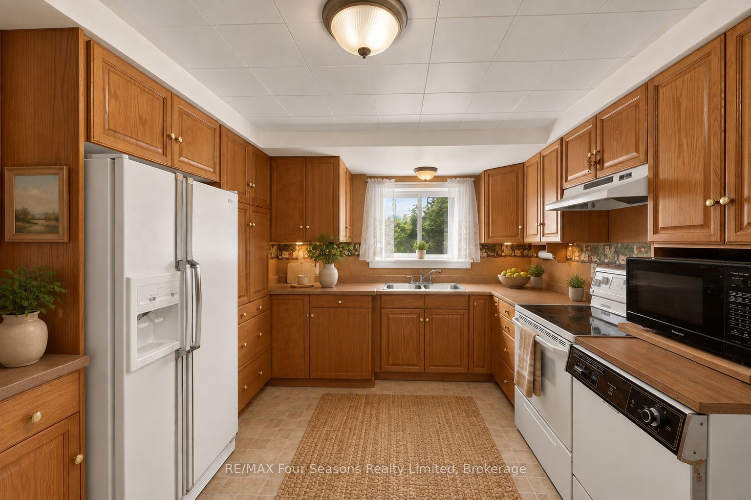 442 Hume Street, Collingwood, ON L9Y 1W6 photo 2