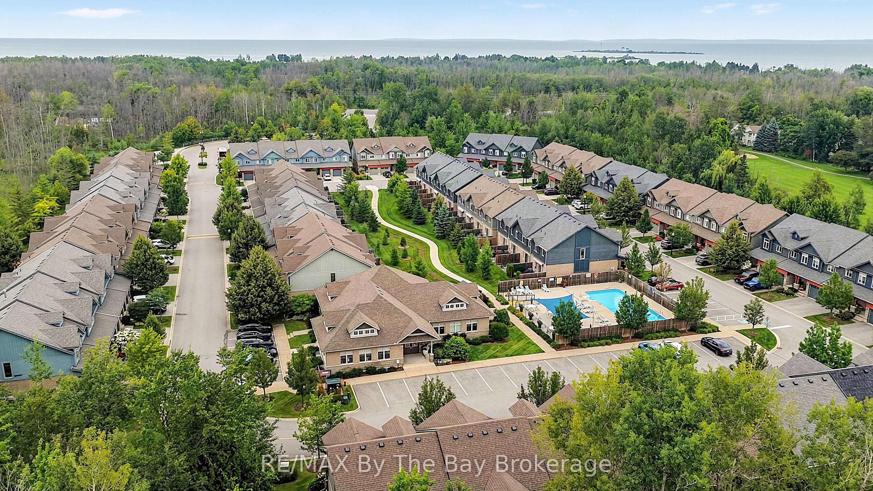 50 Silver Glen Boulevard, Collingwood, ON L9Y 0G9 photo 3