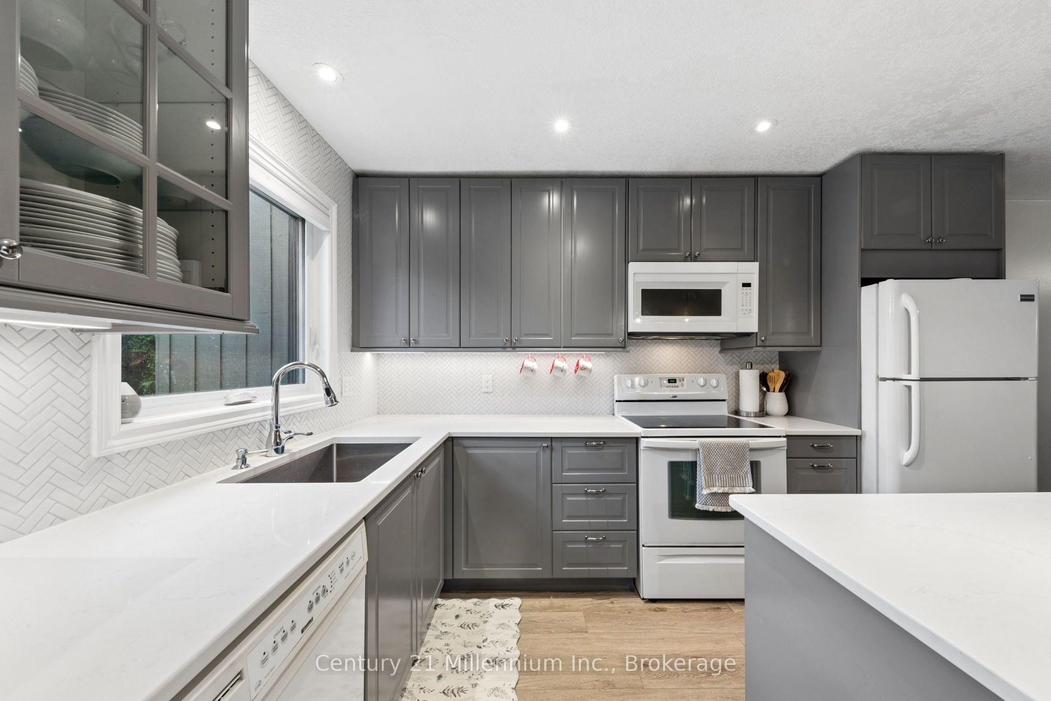 156 N ESCARPMENT Crescent, Collingwood, ON L9Y 5B4 photo 5