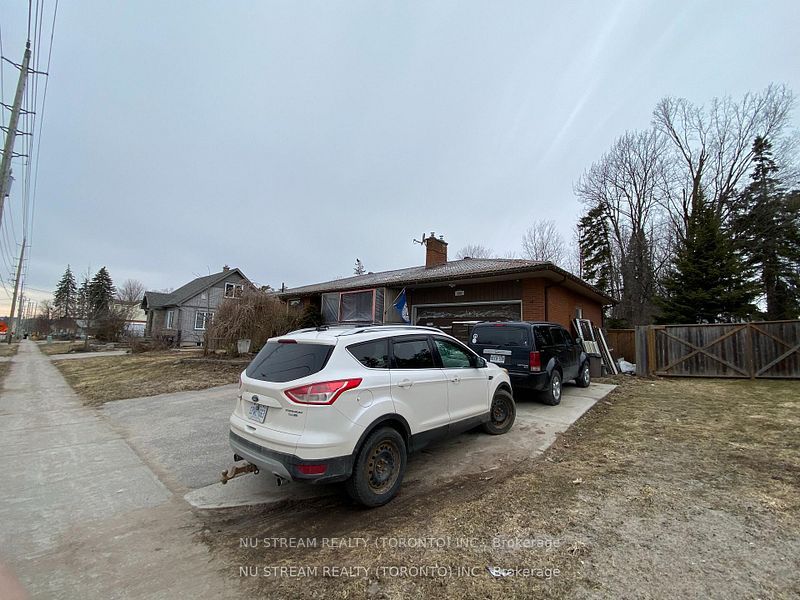 536 Big Bay Point Road, Barrie, ON L4N 3Z2 photo 2