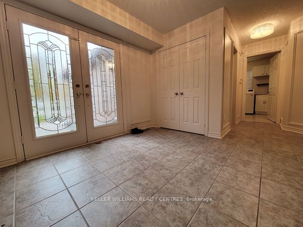 19 Northview Crescent, Barrie, ON L4N 9T4 photo 3