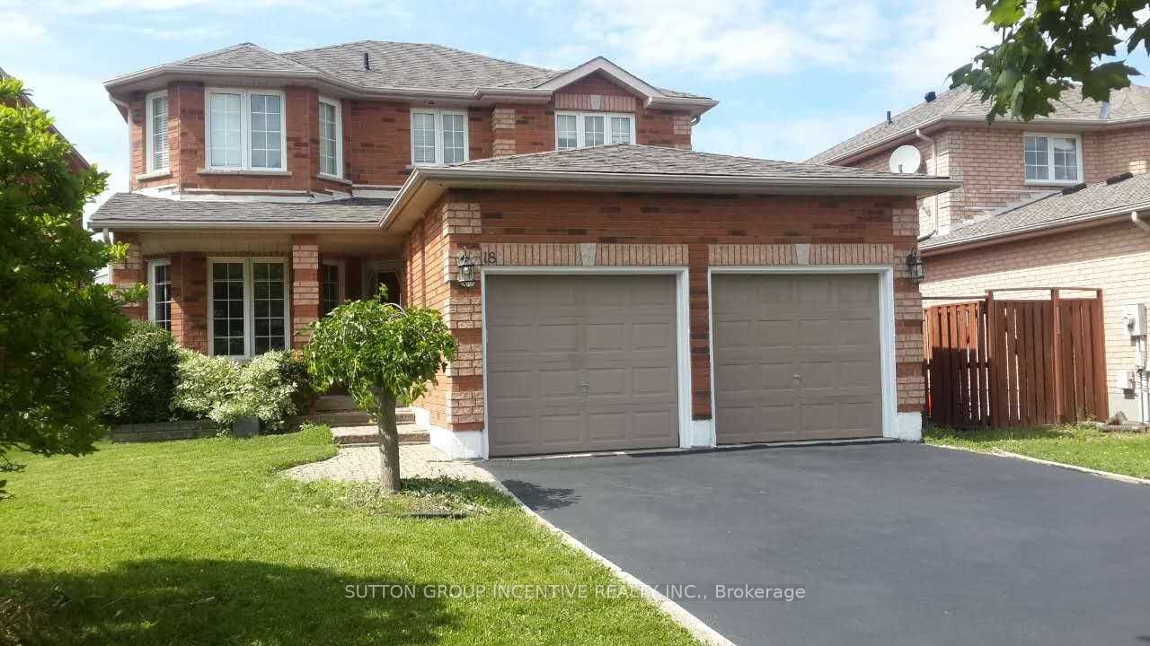18 Merganser Court, Barrie, ON L4N 8W7