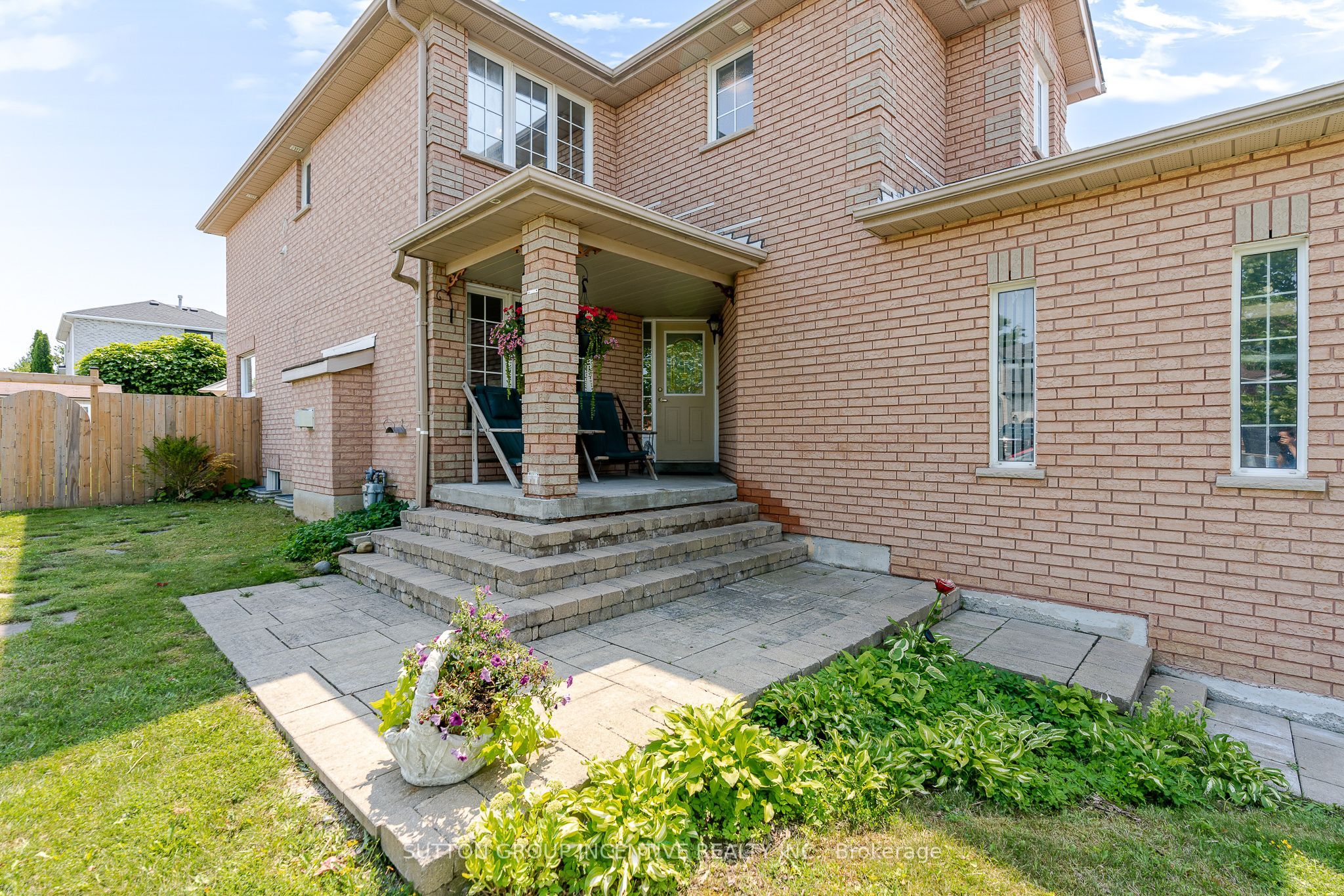 17 Shaina Court, Barrie, ON L4N 9S6 photo 4