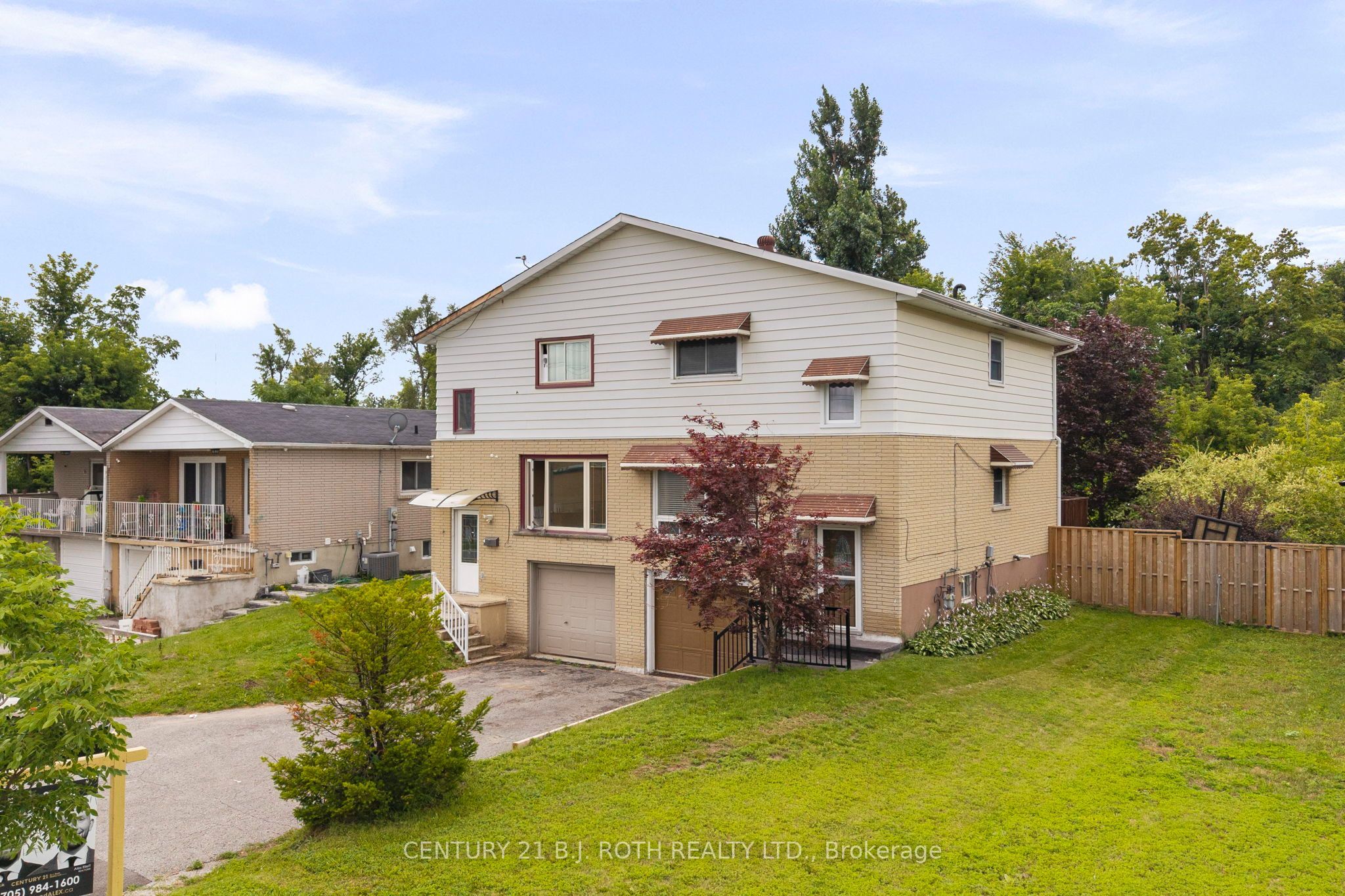14 Innisfil Street, Barrie, ON L4N 3C9 photo 2