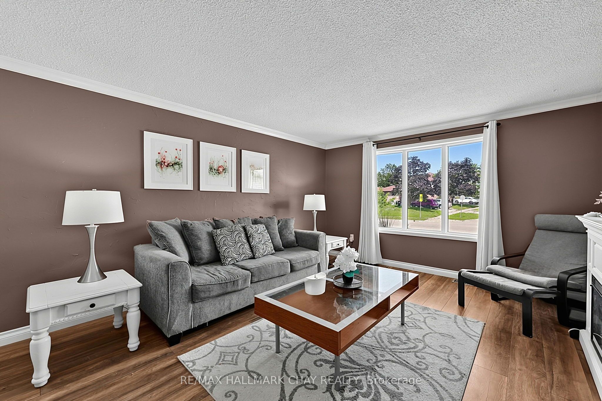 73 Browning Trail, Barrie, ON L4N 6J4 photo 2
