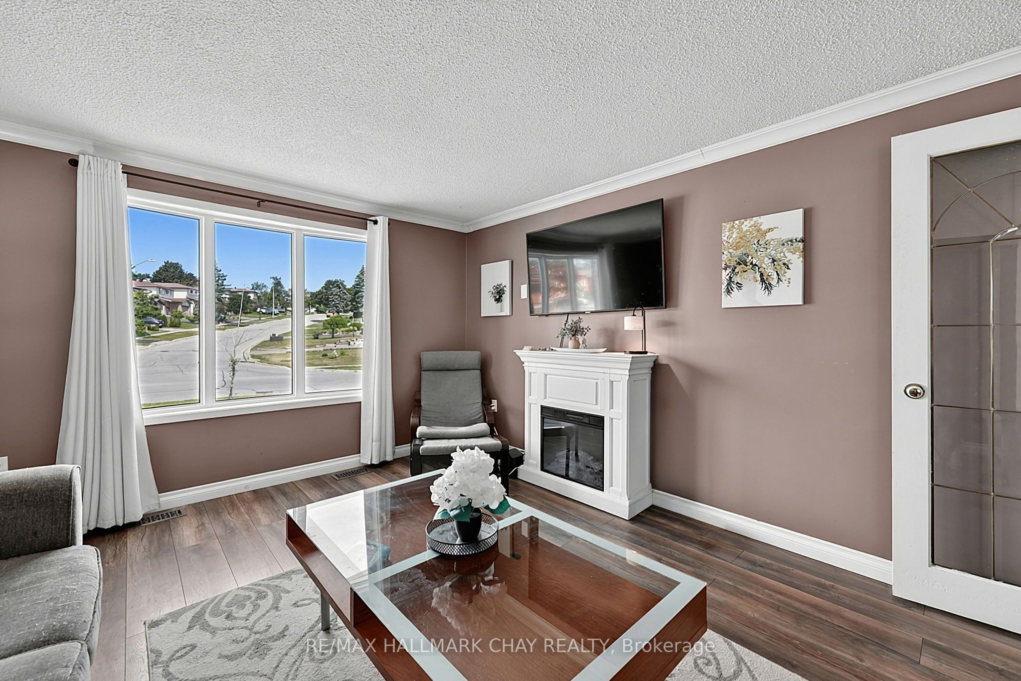 73 Browning Trail, Barrie, ON L4N 6J4 photo 4
