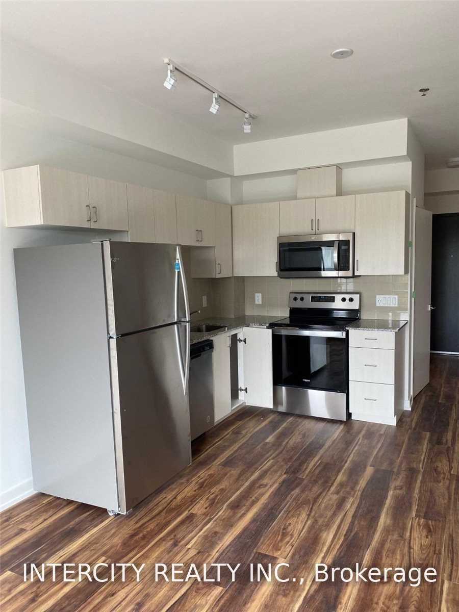 430 Essa Road 309, Barrie, ON L0M 1A0 photo 3