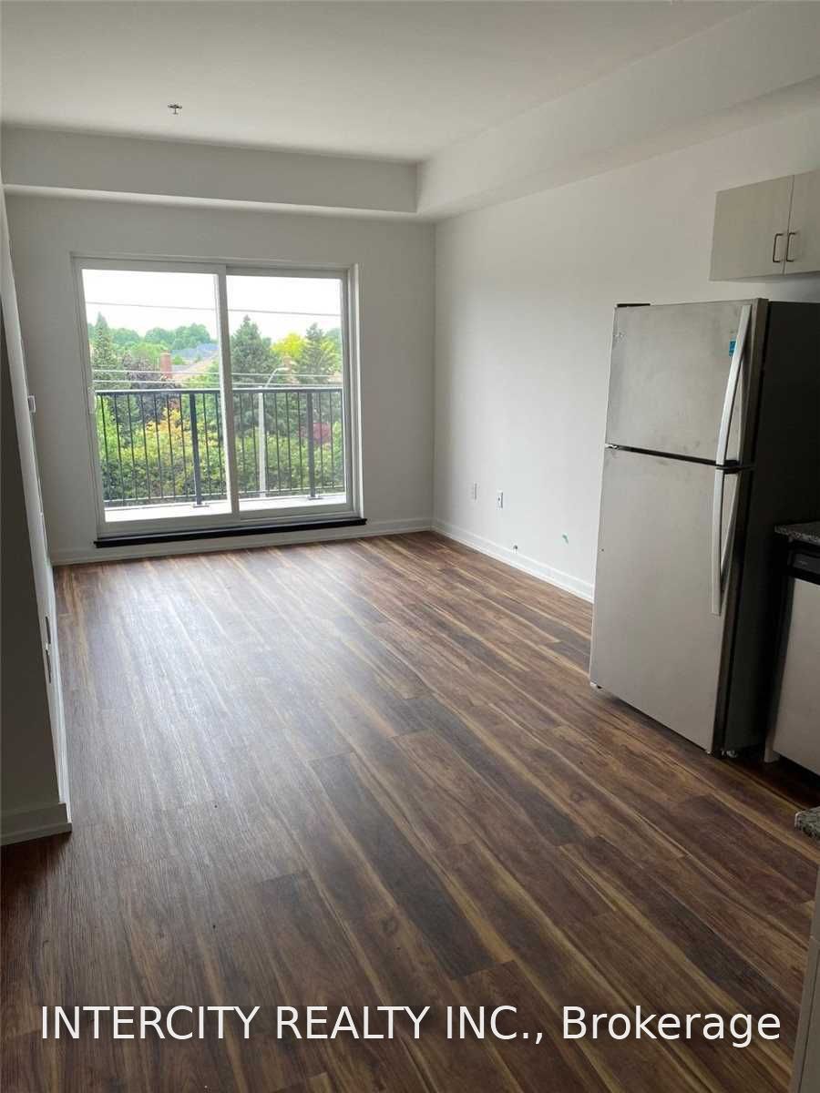 430 Essa Road 309, Barrie, ON L0M 1A0 photo 4