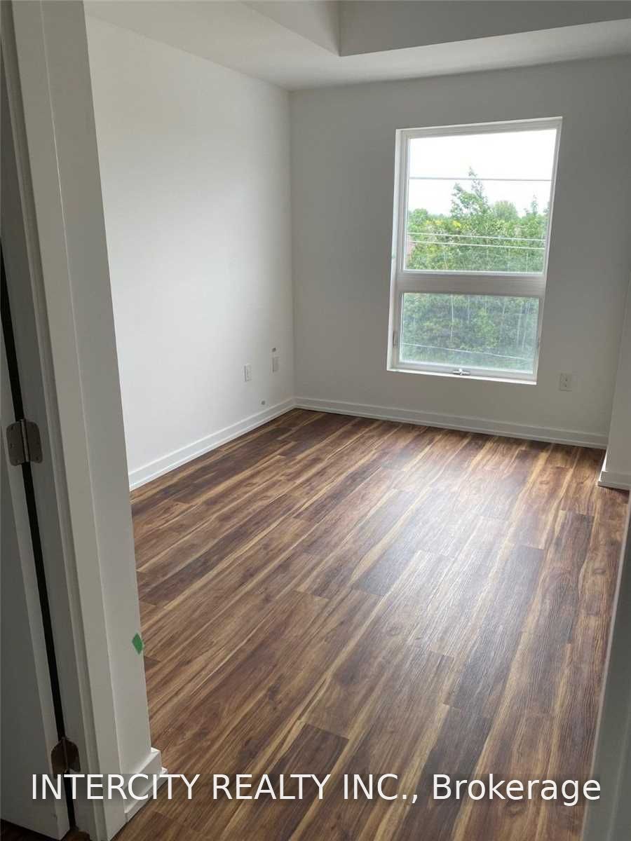 430 Essa Road 309, Barrie, ON L0M 1A0 photo 5