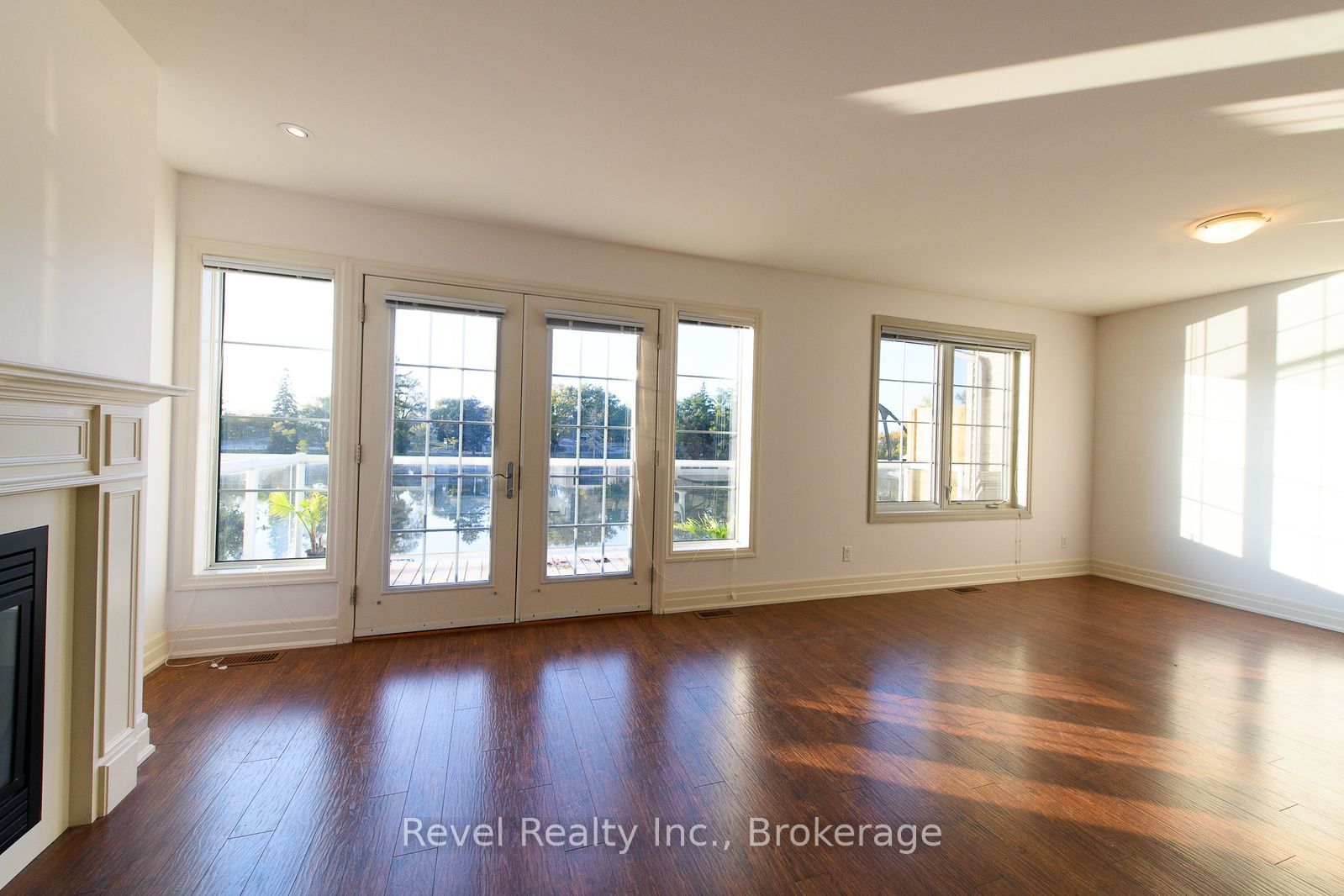 4-64 RIVER RD EAST River Road E 4, Wasaga Beach, ON L9Z 2L1 photo 3