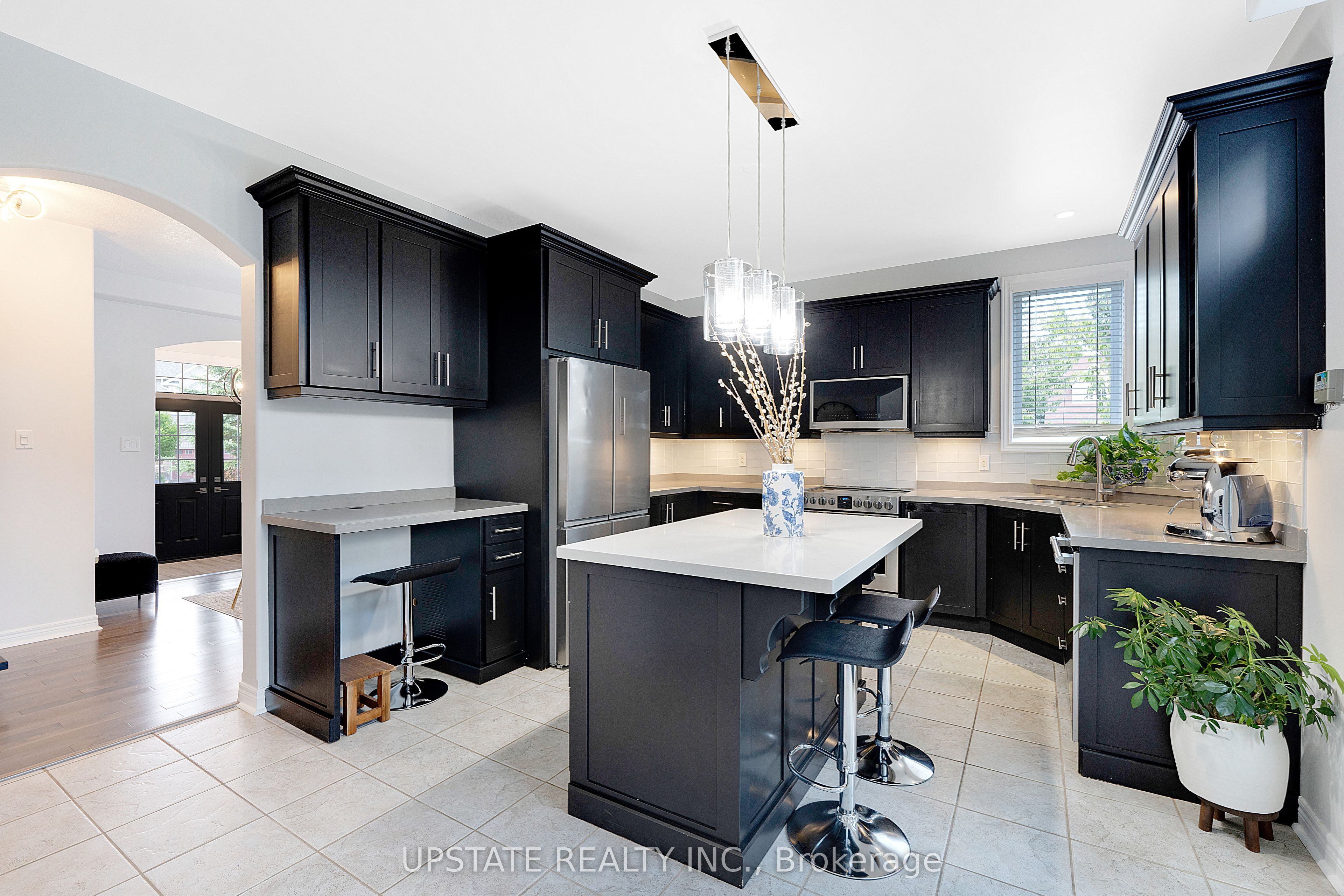 11 Kensington Trail, Barrie, ON L4N 0K5 photo 4