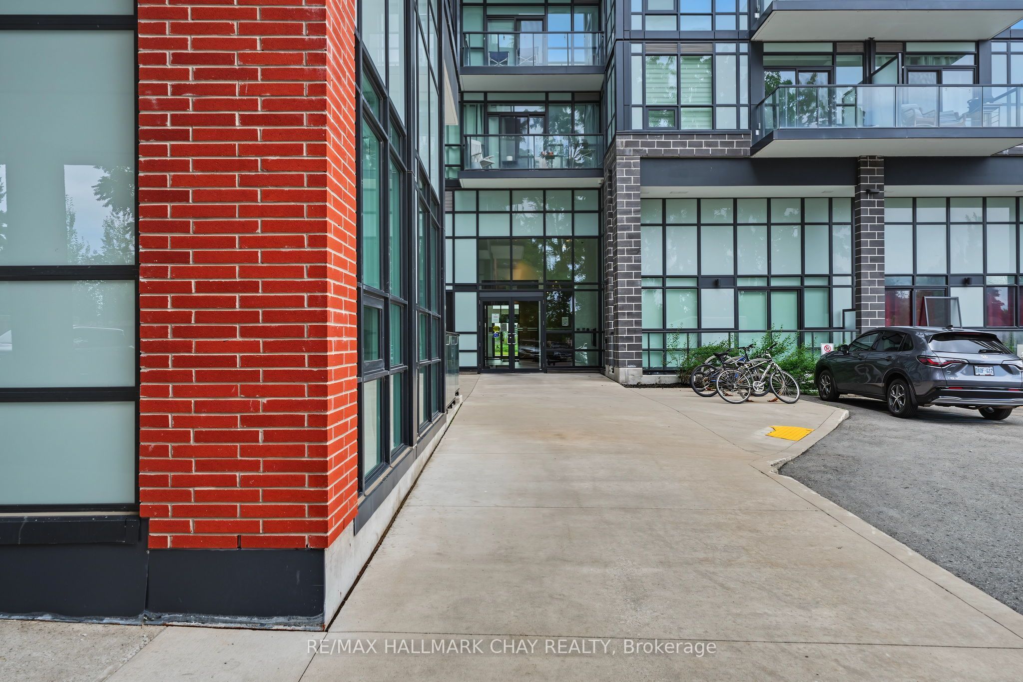 681 Yonge Street 418, Barrie, ON L4N 4E8 photo 3