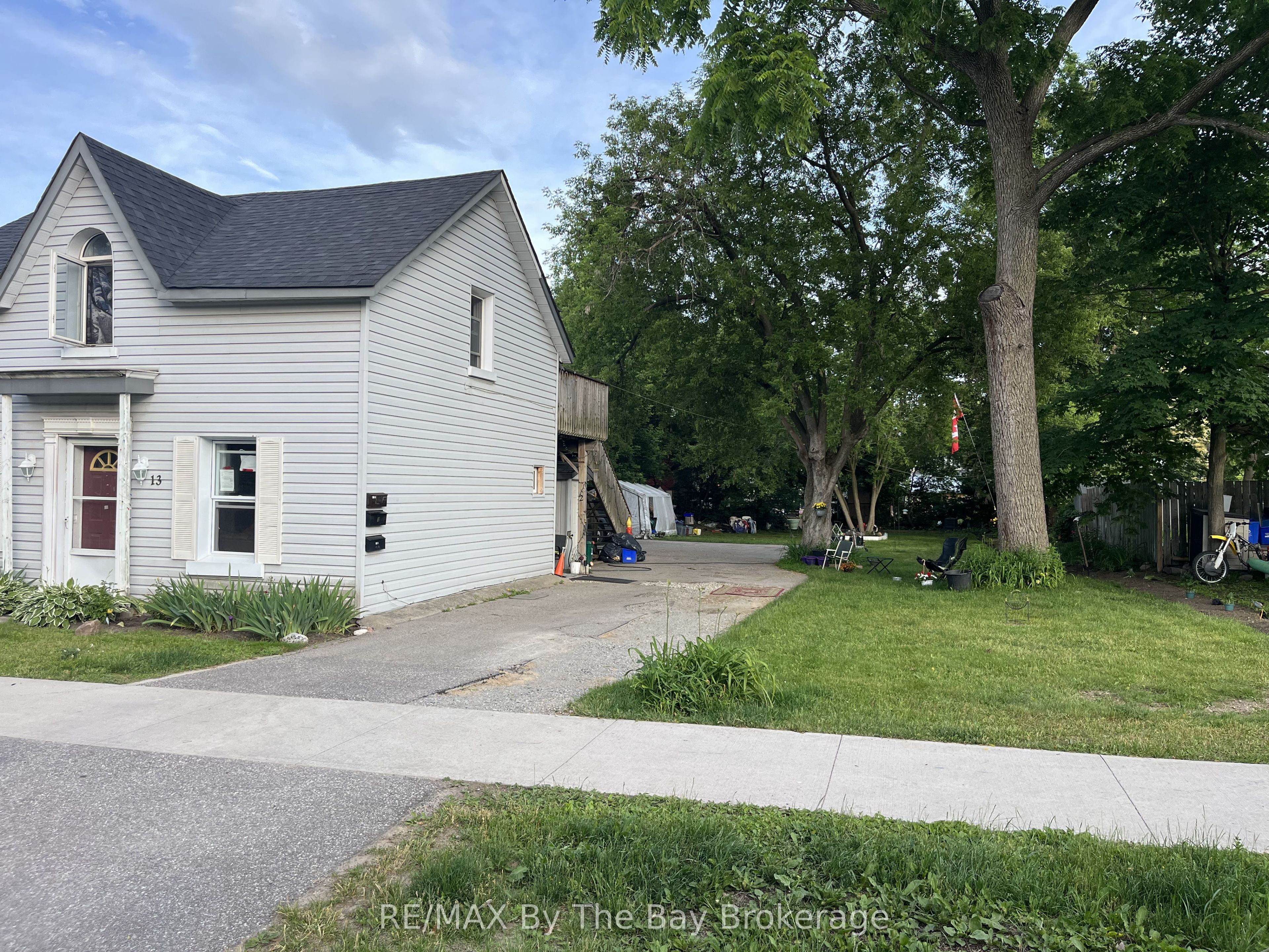 13 HENRY Street, Barrie, ON L4N 1C5 photo 2