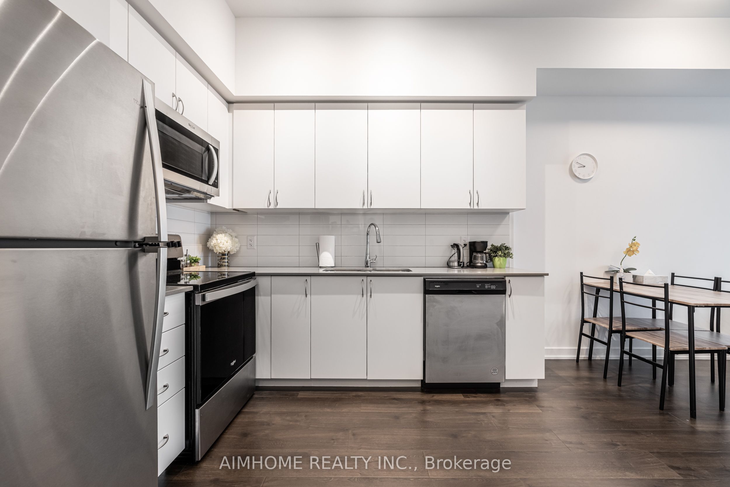 56 Lakeside Terrace 1203, Barrie, ON L4M 0L4