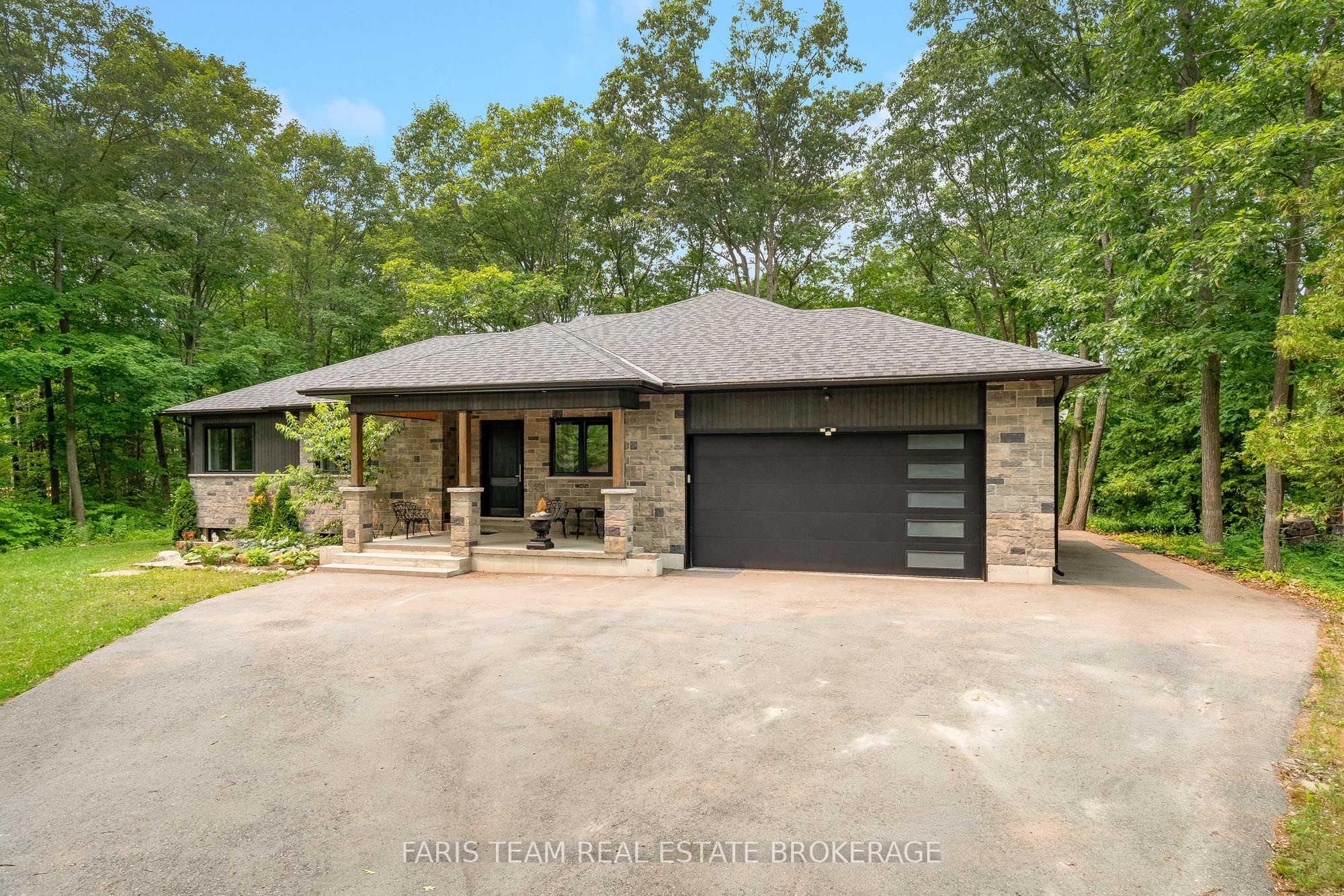 34 Oakwood Avenue, Tiny, ON L9M 0J2 photo 3
