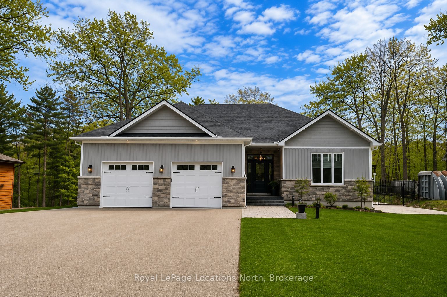 37 Foliage Drive, Tiny, ON L0L 1P1