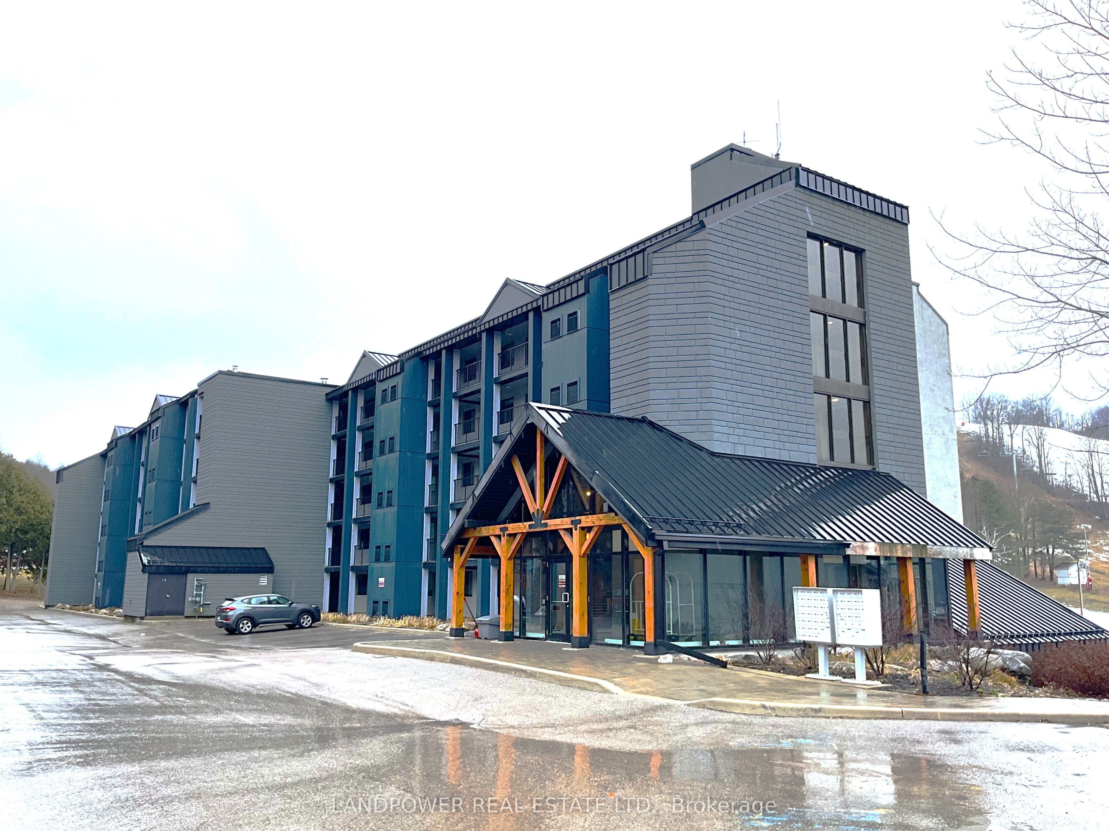 80 Horseshoe Boulevard 403, Oro-Medonte, ON L4M 4Y8