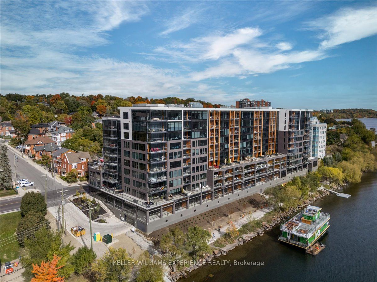 185 E Dunlop Street E 714, Barrie, ON L4M 0L7 photo 2