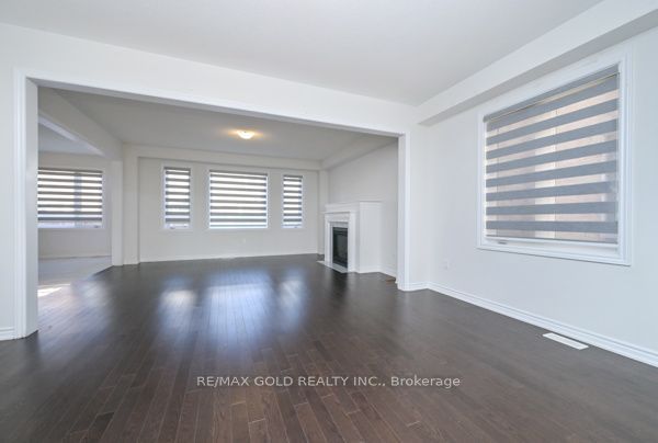 82 Nottingham Road, Barrie, ON L9J 0L3 photo 4