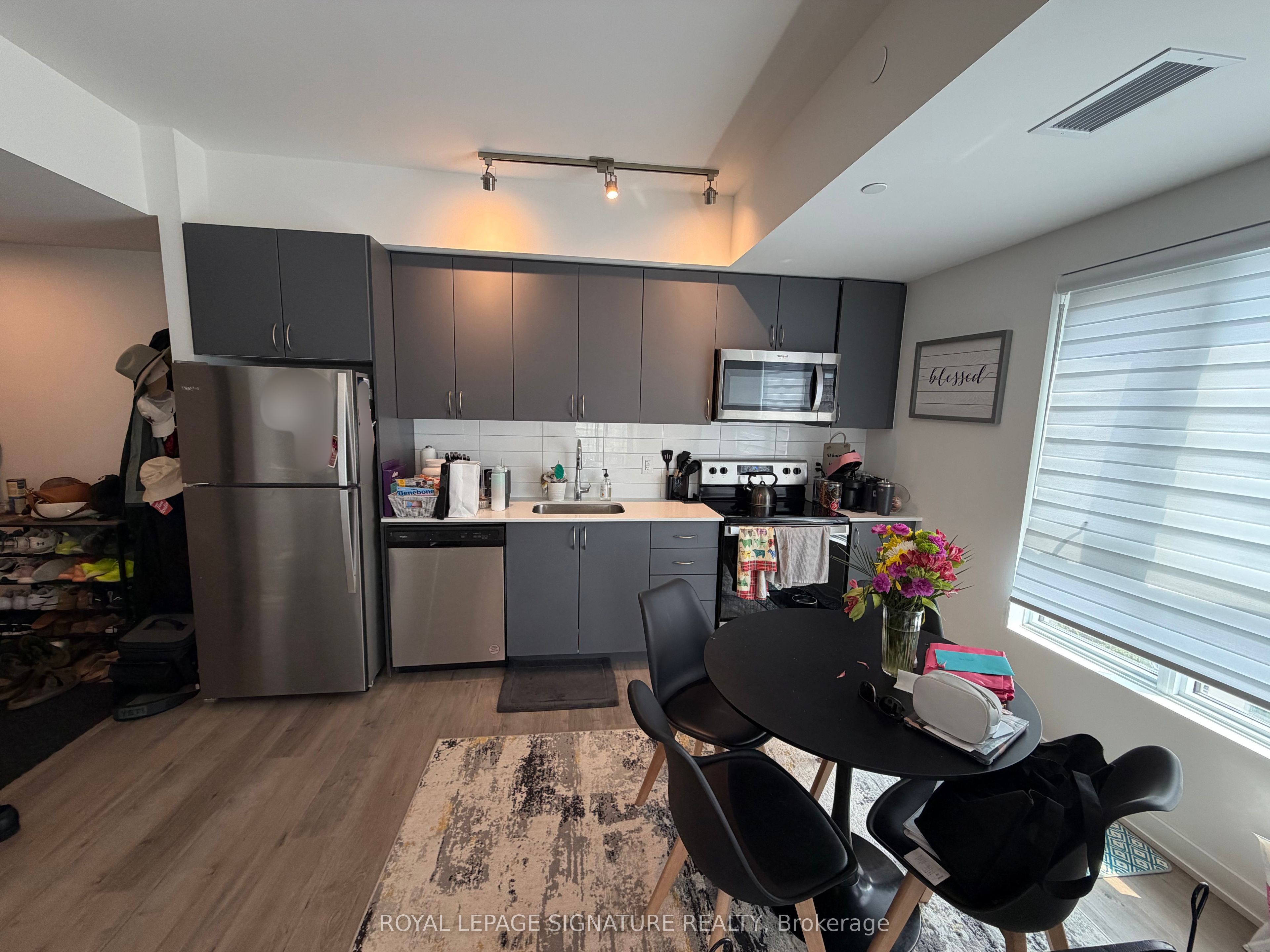 56 Lakeside Terrace 810, Barrie, ON L4M 0L4 photo 5
