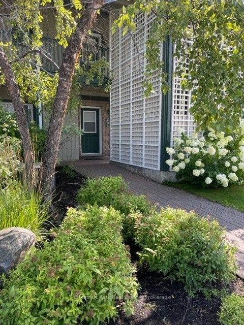 684 Johnston Park Avenue, Collingwood, ON L9Y 5C7