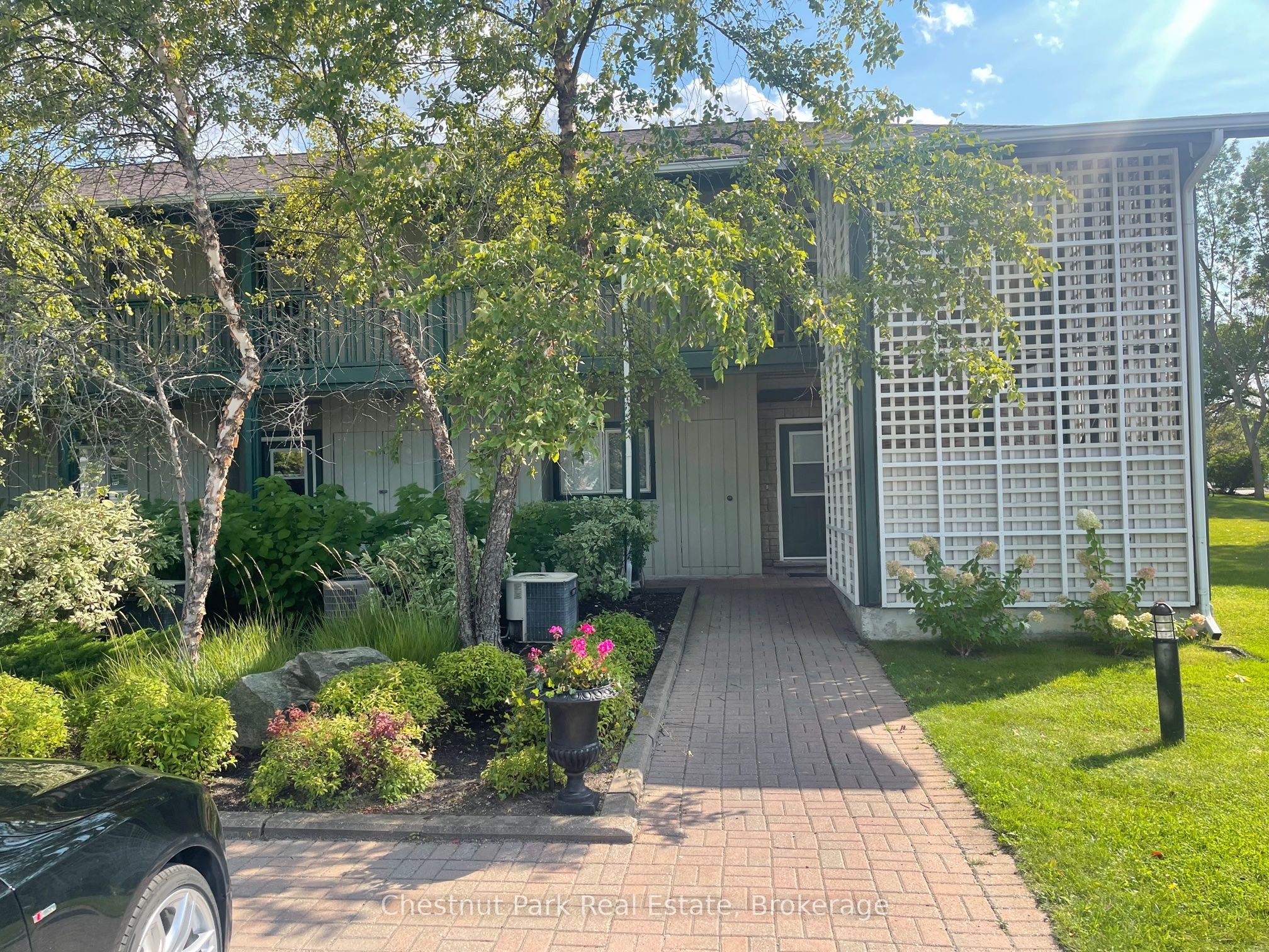 684 Johnston Park Avenue, Collingwood, ON L9Y 5C7 photo 4