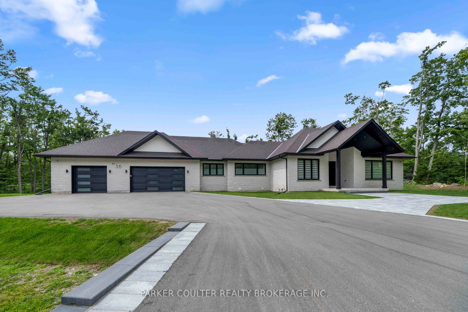 36 Highland Drive, Oro-Medonte, ON L0L 2L0 photo 2