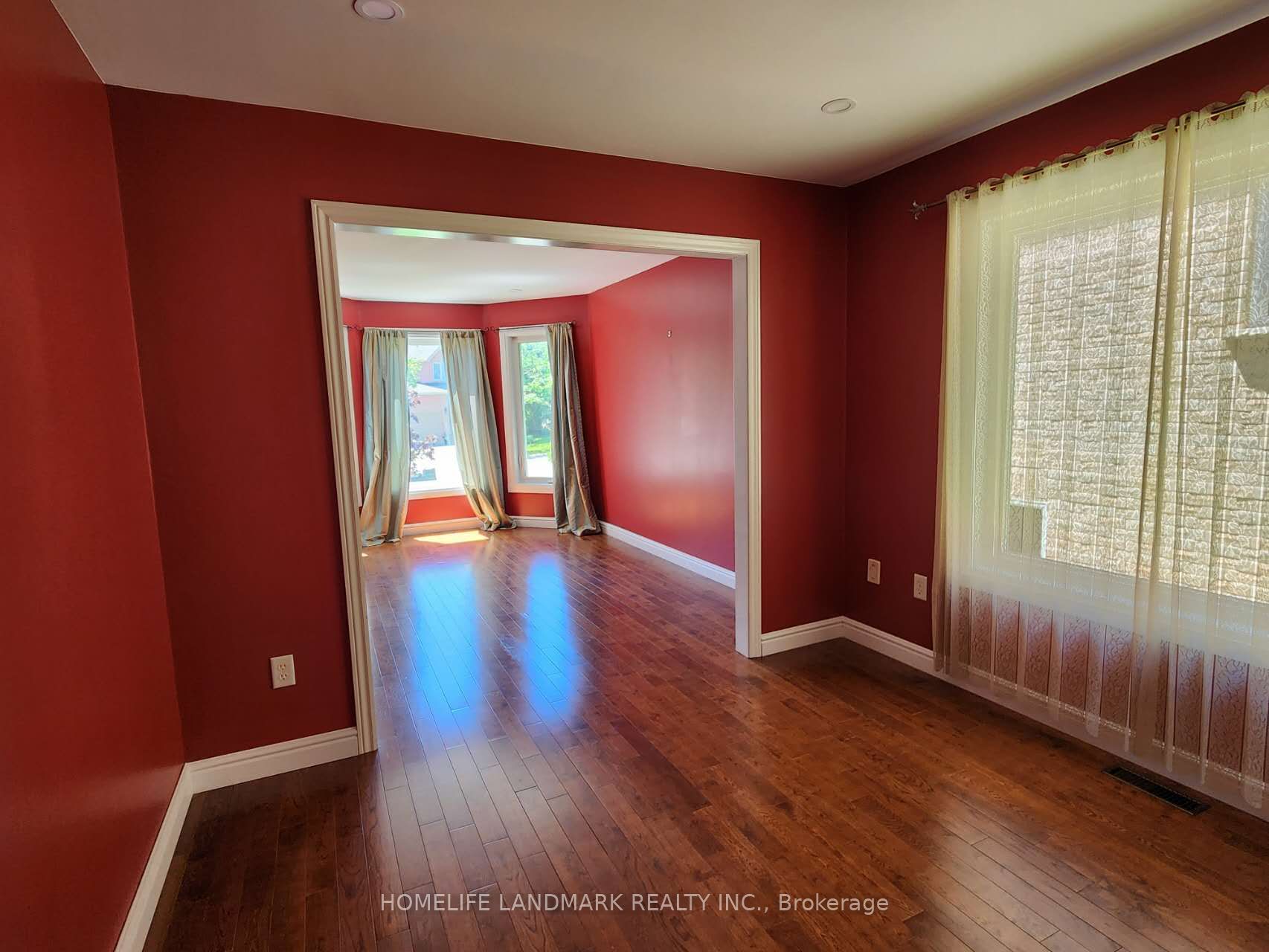 7 Meyer Avenue, Barrie, ON L4M 6X2 photo 2