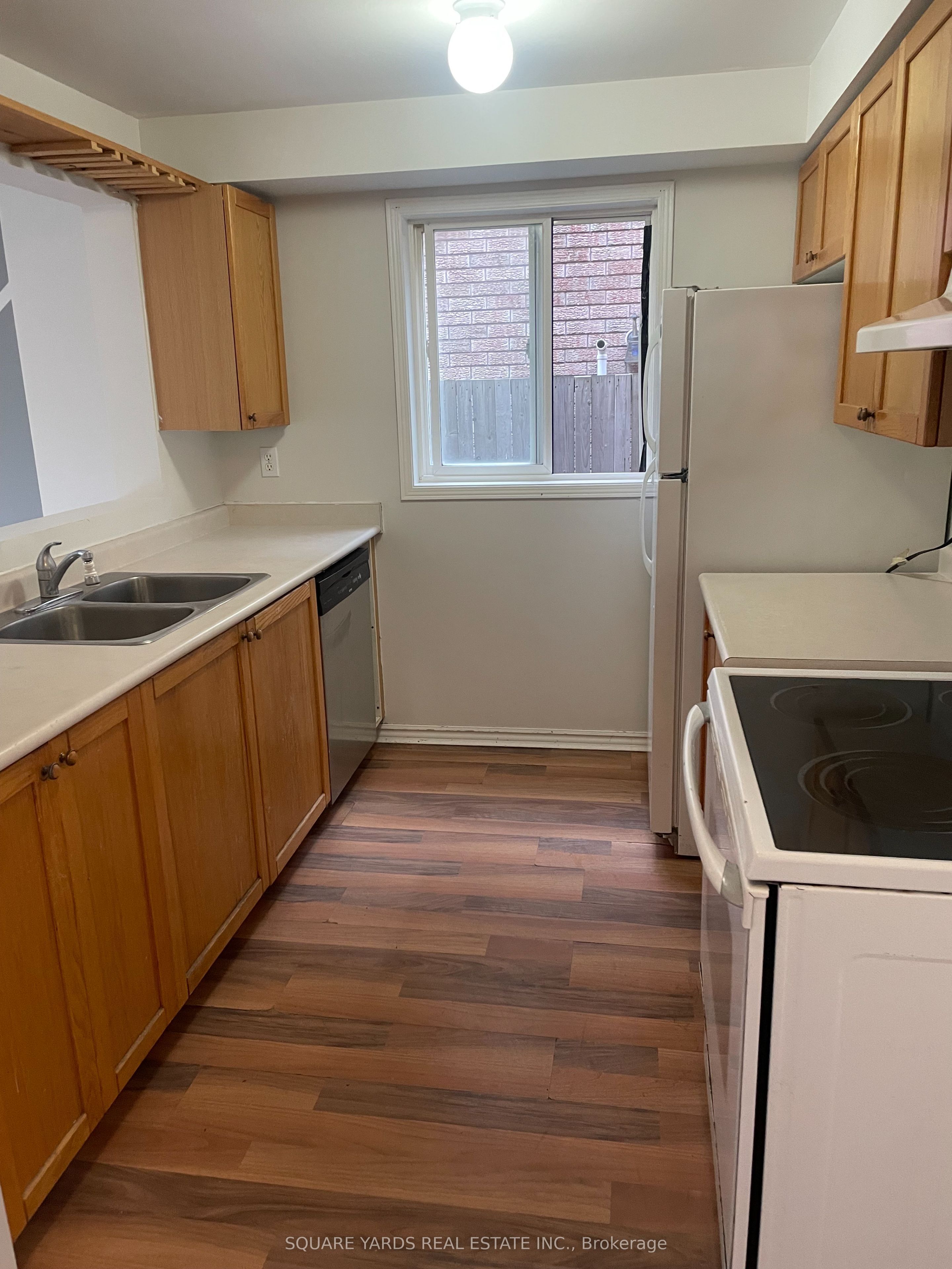 8 Epsom Road N, Barrie, ON L4M 6R7 photo 4