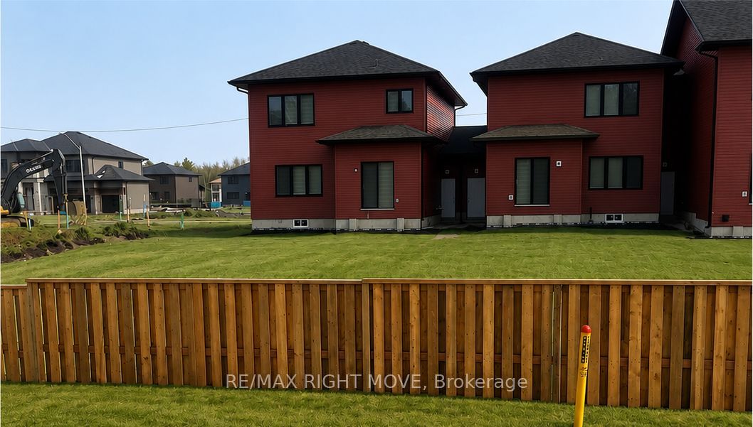 3022 Sandy Acres Avenue, Severn, ON L3V 8P8 photo 3