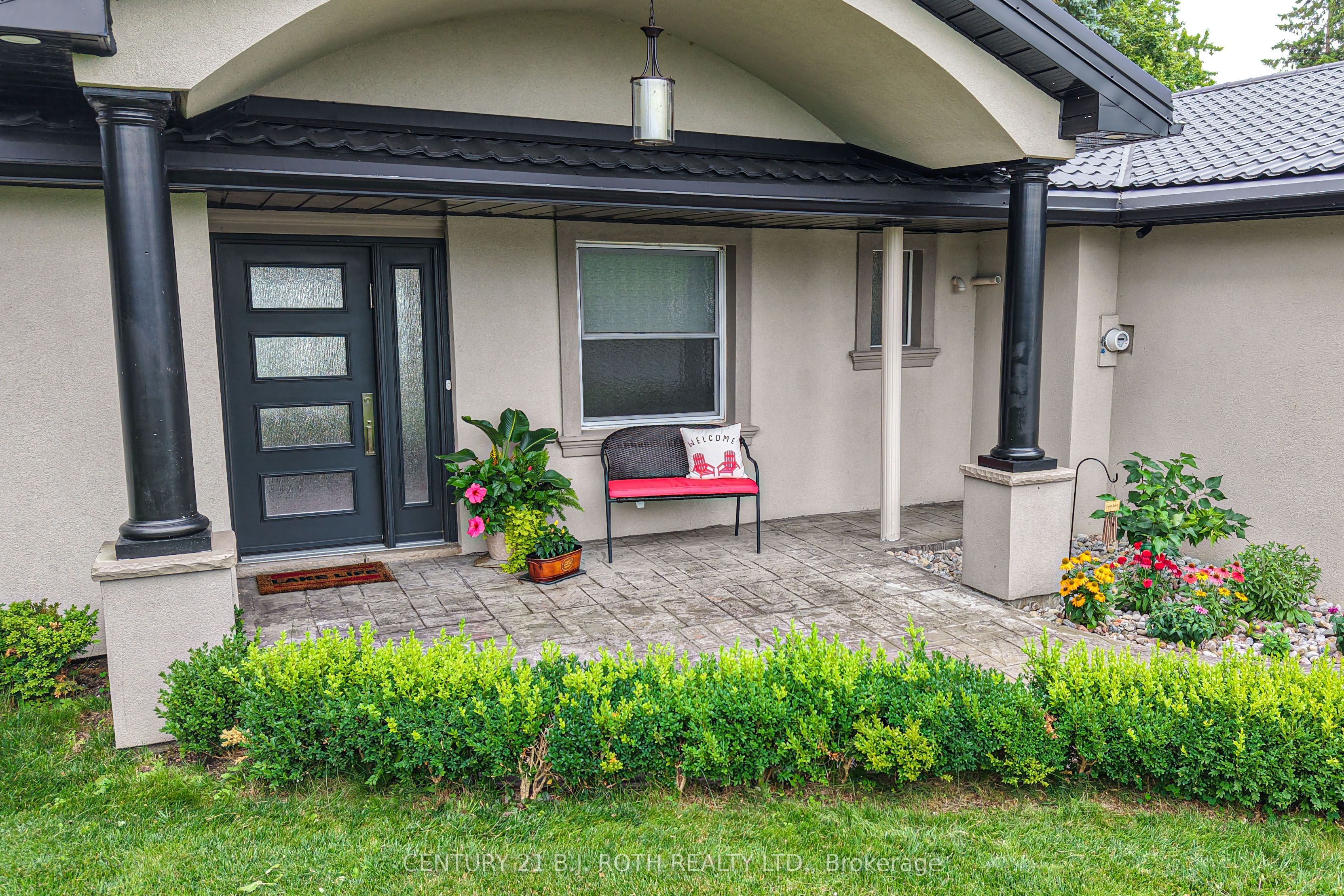91 Moon Point Drive, Oro-Medonte, ON L3V 0R8 photo 4