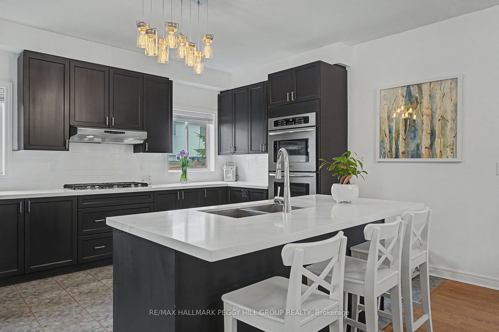 64 Lake Crescent, Barrie, ON L4N 6A6 photo 3
