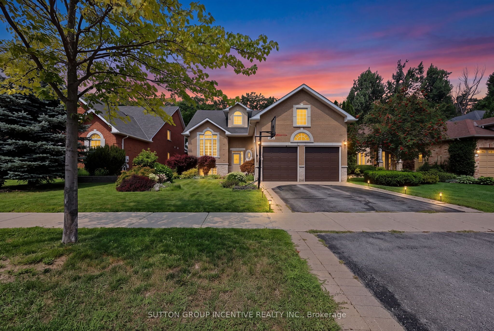102 CUMMING Drive, Barrie, ON L4N 0C7
