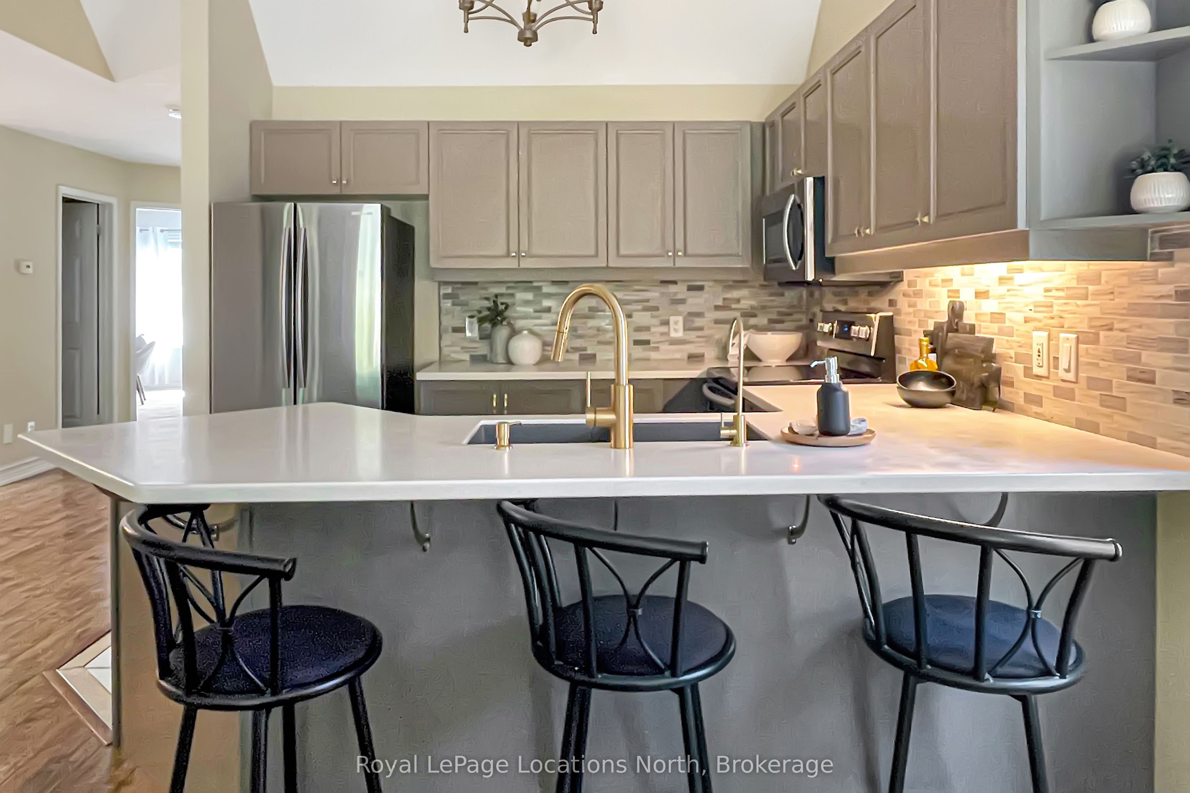 25 Green Briar Drive, Collingwood, ON L9Y 5H9 photo 5