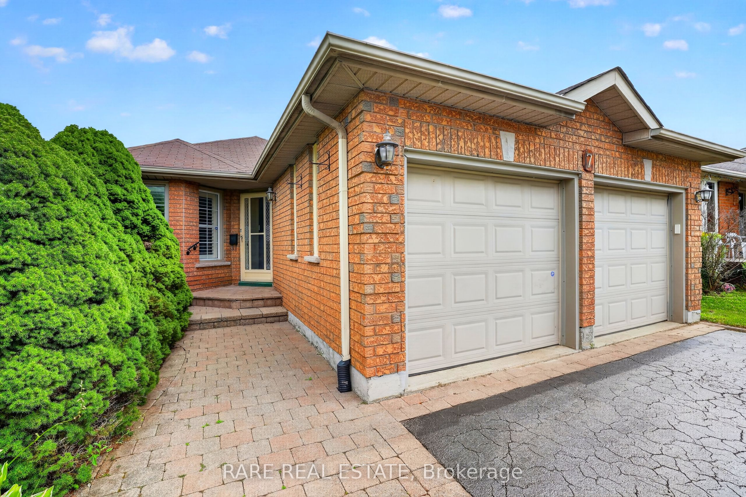 7 Longman Drive, Barrie, ON L4N 7E5 photo 2