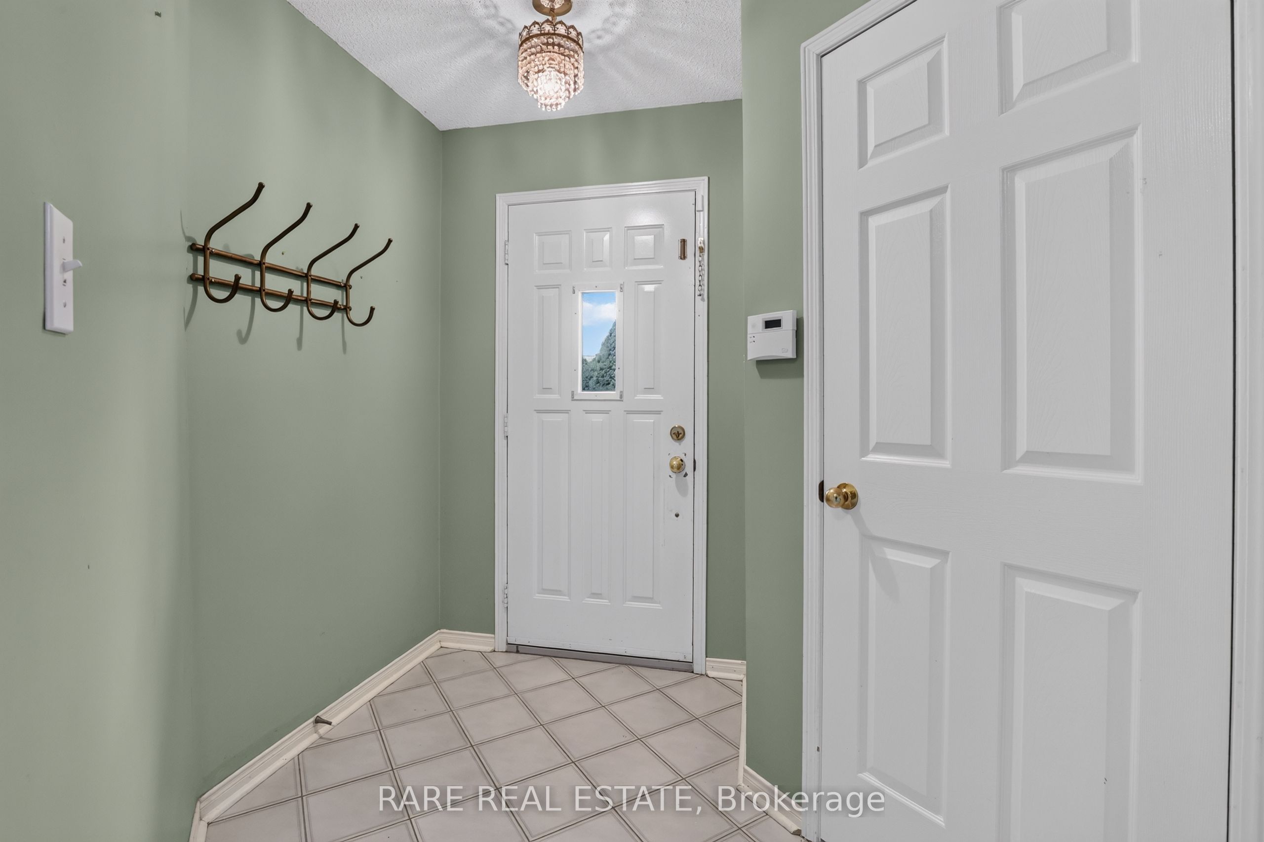 7 Longman Drive, Barrie, ON L4N 7E5 photo 5