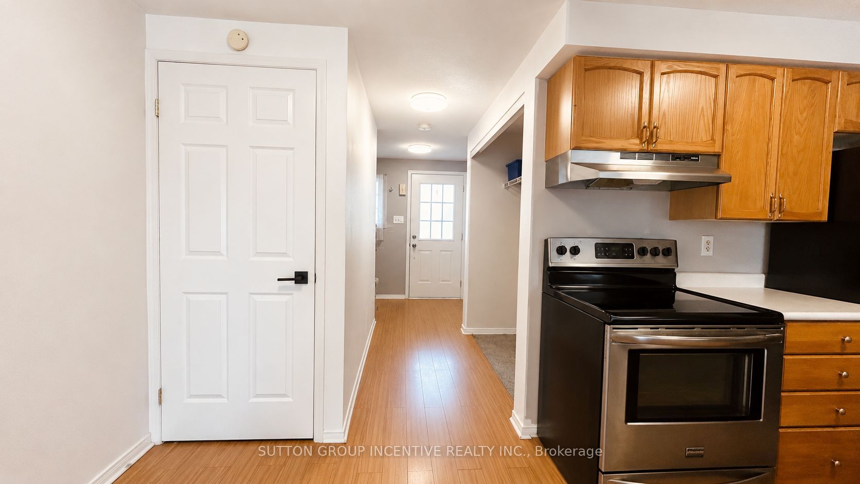 25 Lions Gate Boulevard, Barrie, ON L4M 7E3 photo 2