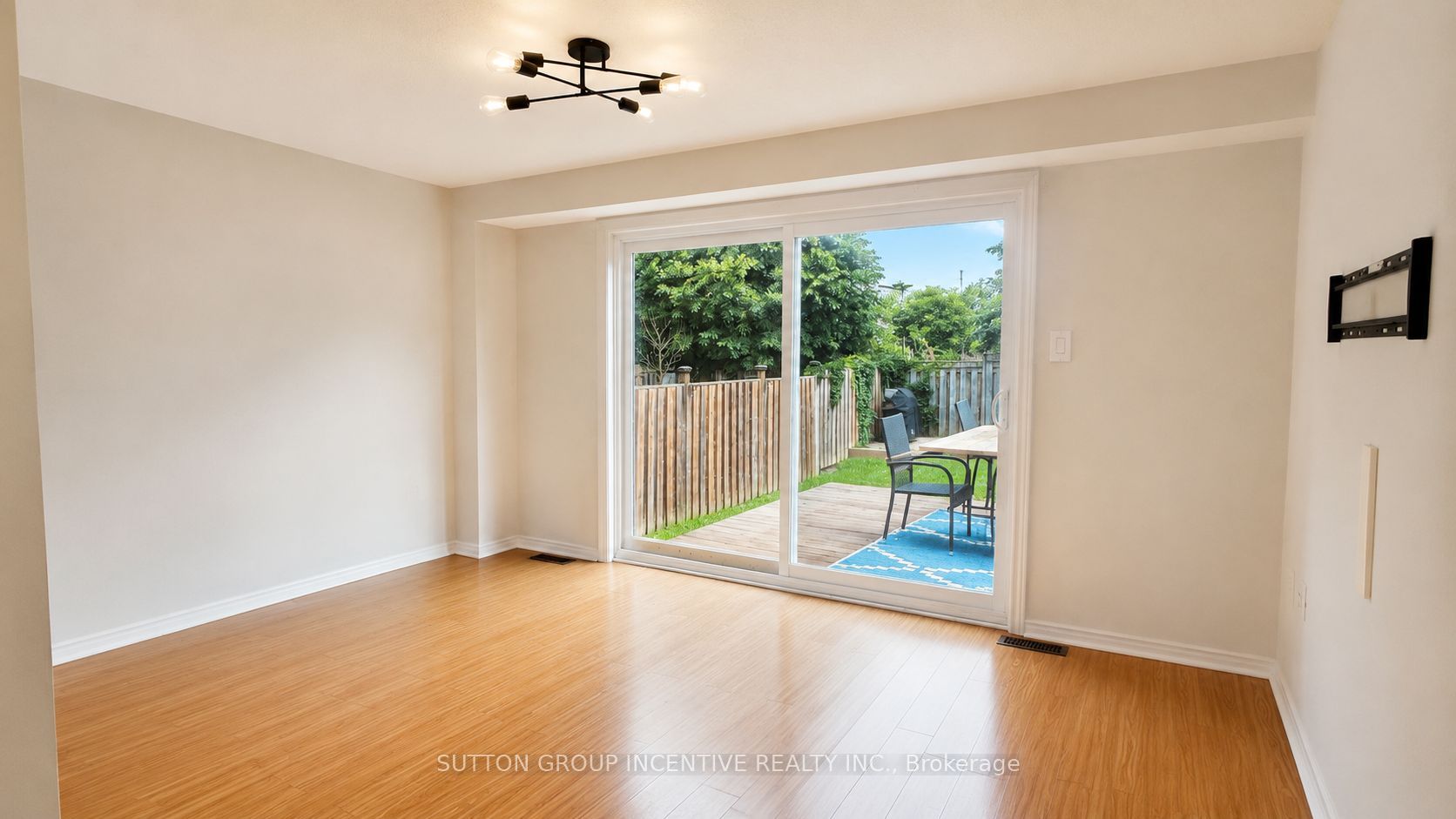 25 Lions Gate Boulevard, Barrie, ON L4M 7E3 photo 4