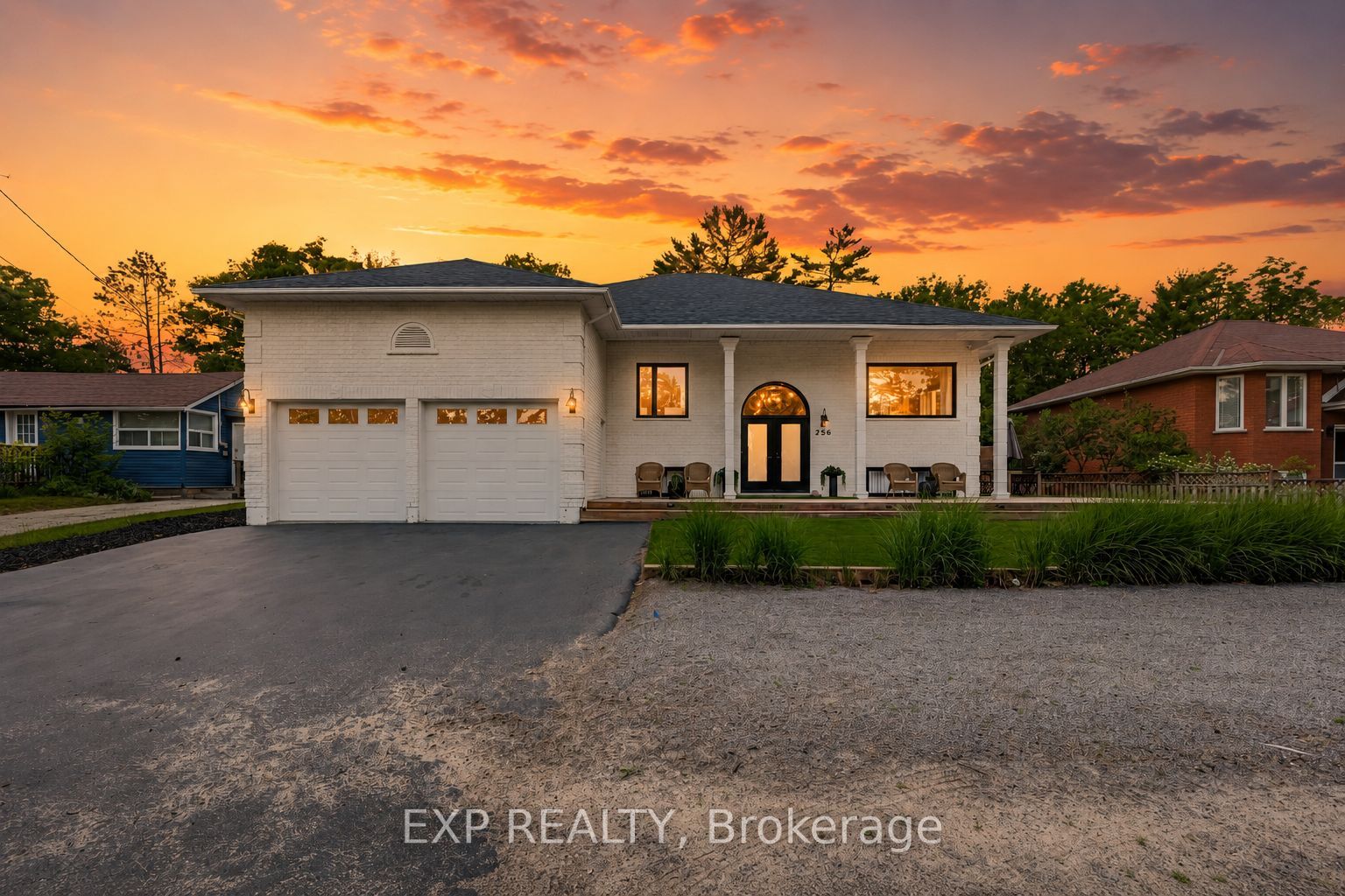 256 Old Mosley Street, Wasaga Beach, ON L9Z 2J2 photo 2